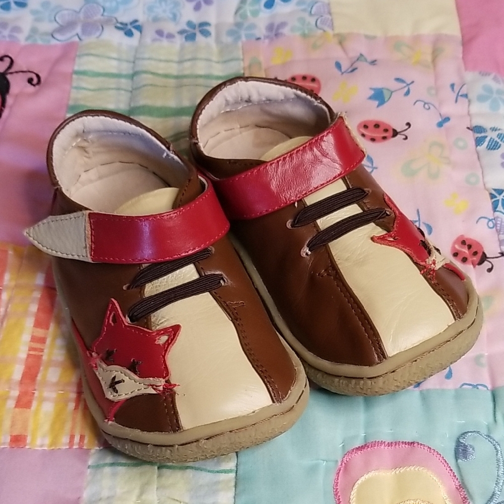 Livie & Luca Brown and Red Fox Size 8 EUC/VGUC